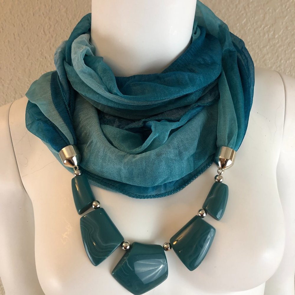 Turquoise Tie-Dye Scarf & Necklace